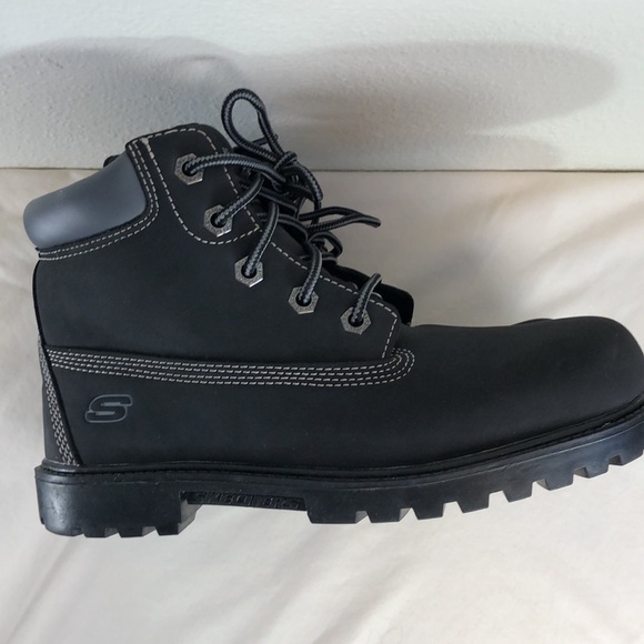 Sketchers boots size 4.5 SN 405656L Black NWOT Black Youth - Picture 6 of 10
